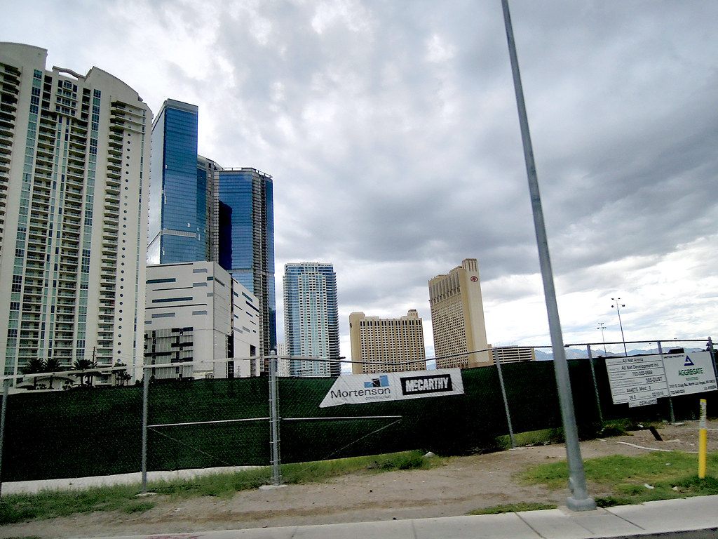 Las Vegas Commercial Storefront Glass Installation and Tenant Improvement Glazing