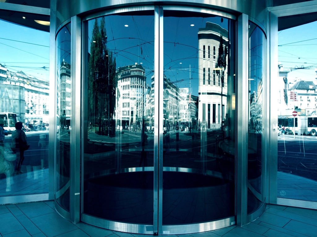 Division 8 Glass and Glazing: What General Contractors Need to Know